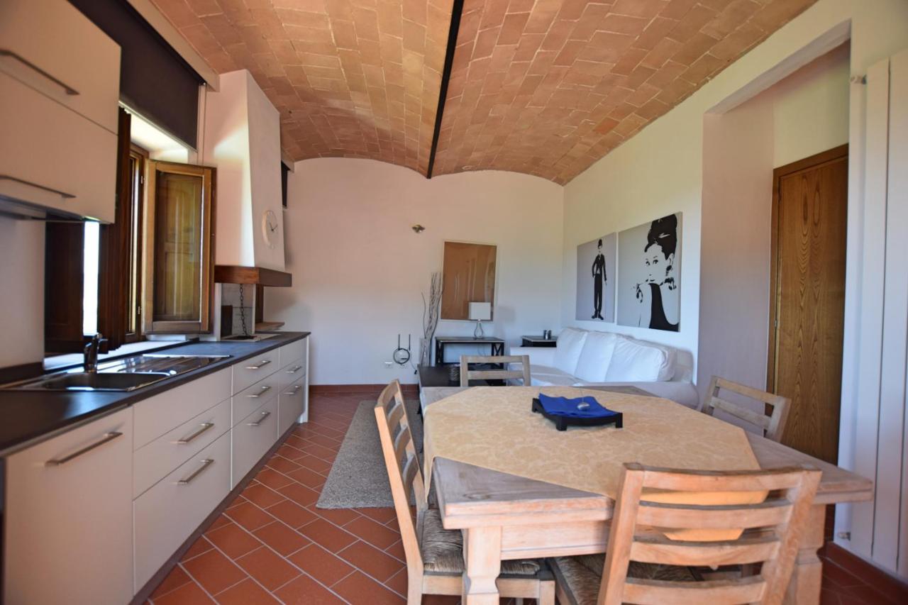 Borgo Gatteraia Aparthotel Volterra Exterior foto